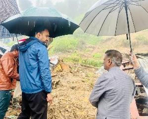 Shimla: MLA Rathore reached Panewali village, gave immediate relief to the victim's family