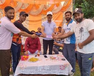 Jaisinghpur: Alampur became champion by defeating Jangal, former MLA Ravindra honored