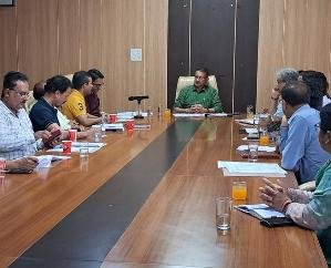 Nahan: From municipal bodies to gram panchayats, the waste disposal process should be organized: DC