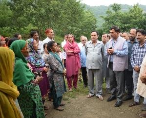  Sanjay Awasthi informed about the well being of the people of Bari village