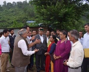 Loss of about 190 crores so far due to heavy rains in Solan: Dr. Shandil