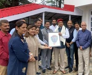 Shimla: Chief Minister and ministers are not unanimous regarding apple sale, gardeners are upset: Jairam