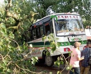 Jwalamukhi: Twinkle's leg injured in Balaldu bus accident had to be amputated in Tanda hospital