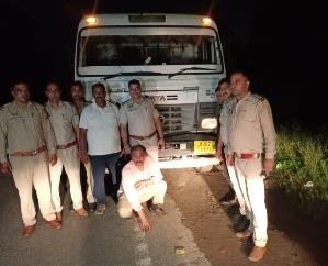  Indora: Damtal police recovered 1000 cases of illicit liquor, accused arrested 123