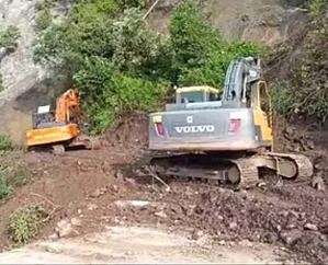 Shimla: Kalka-Shimla highway restored for small vehicles