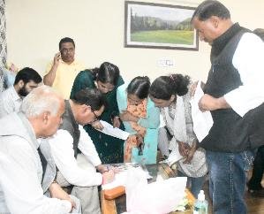 Government's priority to solve people's problems: Awasthi 111