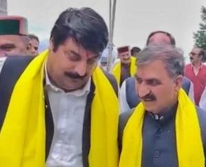  Shimla: Kimta expressed gratitude to the CM for giving 3 crores for repairing the roads of Chaupal