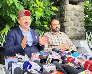  Shimla: Gardeners in Himachal are scared and the government is showing bullying: Balbir