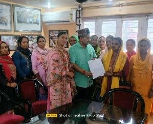 Dharamshala: Lanjot's children should not have any problem in going to school, immediately make pavement pulley on the drain: Pathania