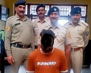 SIU team of Solan police caught chitta supplier from Zirakpur, Punjab