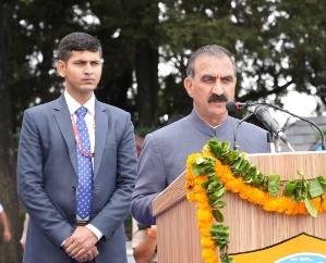 Shimla: The Chief Minister unfurled the tricolor on the ridge of Shimla.