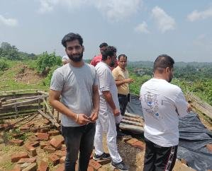 Heavy landslide in Panchayat Bari of Fatehpur, MLA Bhavani arrived to take stock