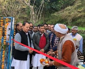  महेन्द्र सिंह ठाकुर ने एच.पी. शिवा परियोजना के तहत प्रदर्शनी स्थल तथा बागवानी समूह का किया शुभारम्भ 