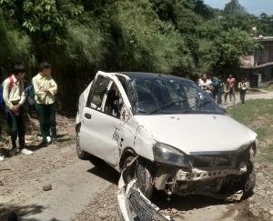 Dadasiba: Car collided with cover due to sudden brake failure in Lower Batra, 2 injured