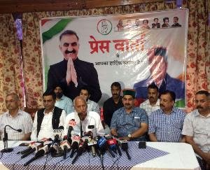 Dharamshala: The state government did not get help from the Center in the time of disaster: Chaudhary Chandra Kumar