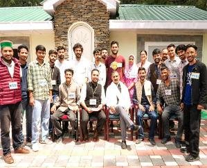  Shimla: NSUI submitted memorandum to the Chief Minister for the restoration of student union elections.