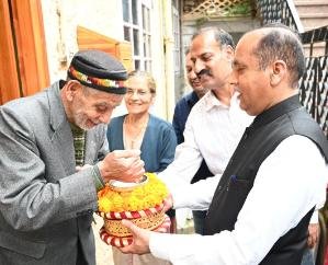  Shimla: Construction of Amrit Vatika by bringing soil from every corner of the country is a true tribute to the sacrifices: Jairam