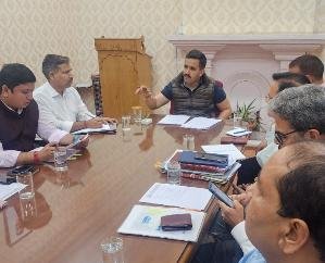 Project management should take necessary steps for the expansion of the road from Sunni to Chevdi: Vikramaditya