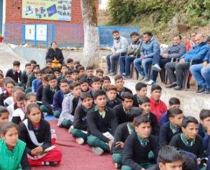 युवाओं के लिये व्यावसायिक मार्गदर्शन एवं कैरियर काउंसलिंग शिविर का किया गया आयोजन 