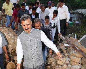  Dharamshala: CM instructed to give six marla land to the affected families