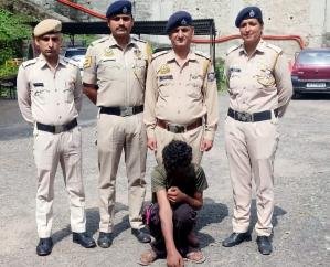 Kasauli: Police arrested a youth for stealing valuables.