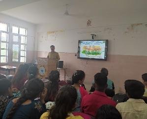 Hindi Day celebrated with pomp in Jaisinghpur College