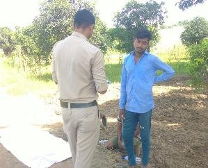  Indora: 20 year old laborer dies after being hit by train