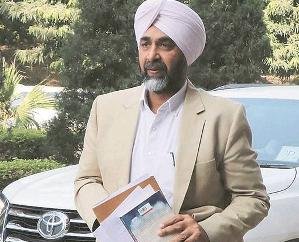 Vigilance is searching for former Finance Minister of Punjab Manpreet in Himachal