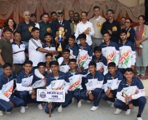 Dr. Shandil honored the winners of sports competition in Mamleag