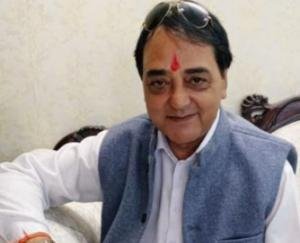 कूड़े-कचरे के जरिए अपनी राजनीतिक जमीन तलाश रहे वजूद खो चुके लोग : नरेंद्र पंडित