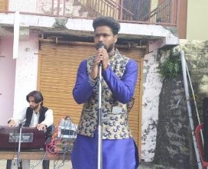 ग्राम पंचायत दिग्गल तथा बधोखरी में दी कल्याणकारी योजनाओं की जानकारी