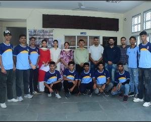 Jaisinghpur College team leaves for Hamirpur for Inter College Kabaddi Championship