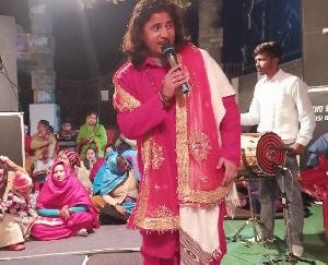 भजन गायक अभिषेक सोनी ने बांधा समां