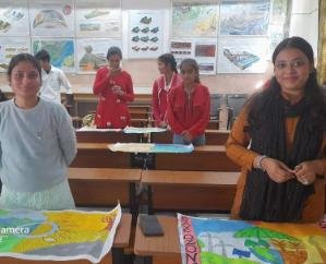 Jaisinghpur: Neha first in speech, Ruchi, Muskaan and Lakshmi first in poster making.