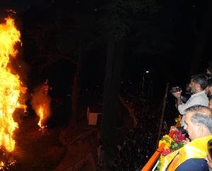 Shimla: CM Sukhu offered prayers in Hanuman temple of Jakhu, Ravana was burnt.