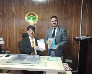 HPU Prof. Vice Chancellor Dr. Rajendra released the book