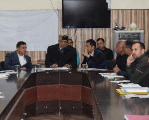 Solan: Dr. Shandil gave instructions to complete the Chambaghat-Kethlighat four lane work on time.