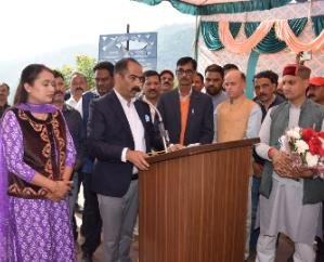 Solan: Anirudh Singh laid the foundation stone of Community Panchayat Center Jabali.