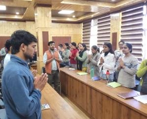 Shimla: Dr. Kiran Lata guided HPU B.Ed students