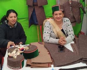  Rampur Bushahr: Tourists were impressed by JICA's attire in the International Lavi Fair.