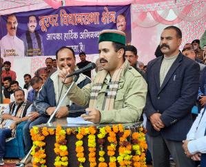 Indora: Public Works Minister laid the foundation stone of roads worth Rs 16 crore in Nurpur and Indora.