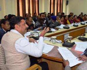 जिला परिषद सोलन की त्रैमासिक बैठक आयोजित, 79 मदों पर की चर्चा