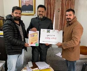 Fatehpur: NADA Young India Network seeks support from MLA Bhavani Singh on health tax.