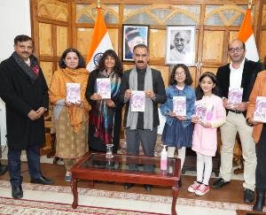 Shimla: Chief Minister released three books