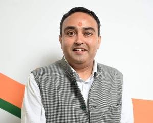 Dharamshala: Government has Rs 23 crores, guarantees have become a noose, entangled the government: Vishwa Chakshu