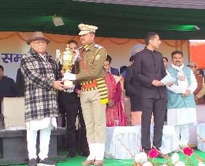  Dharamshala: Second Indian Reserve Corps Sakoh won the best contingent award at the Republic Day parade held in Karnal
