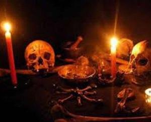 जादू टोने करने के शक में महिला से मारपीट 