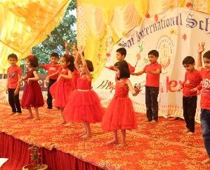 Solan: A special program was organized to celebrate Mother's Day at Sai International School.