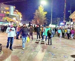 Himachal buzzing with tourists, all hotels in Manali packed