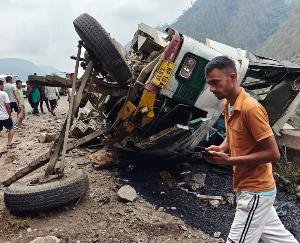 HRTC bus accident on Giltadi road in Shimla, 4 dead, 3 injured